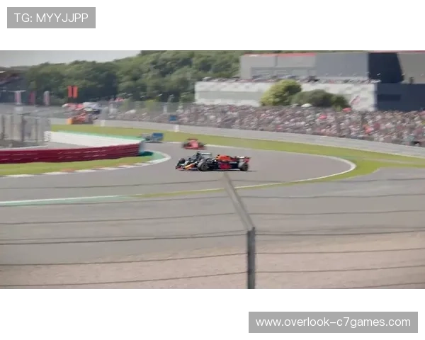 F1赛季激烈角逐：汉密尔顿与维斯塔潘再度上演冠军之争