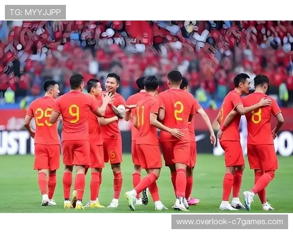 国足新阵容亮相备战亚洲杯 主教练战略调整引球迷热议